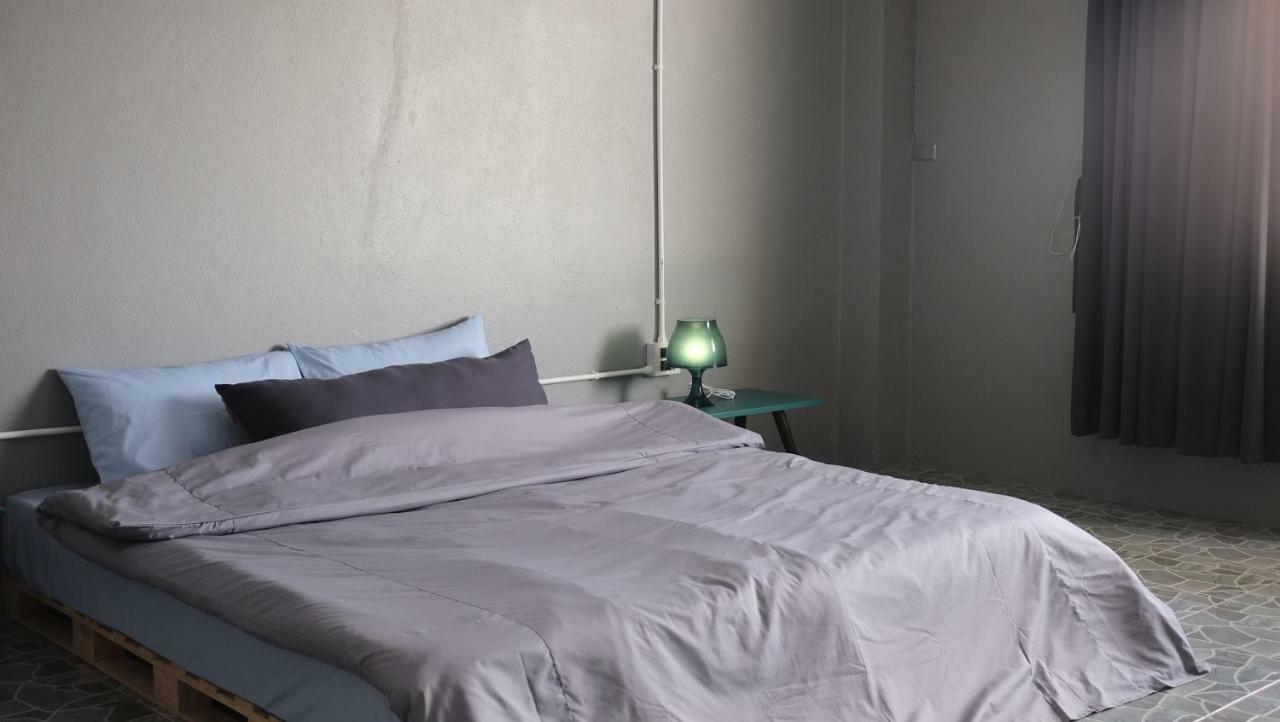 Soundsleep Hostel Chiang Rai Bagian luar foto