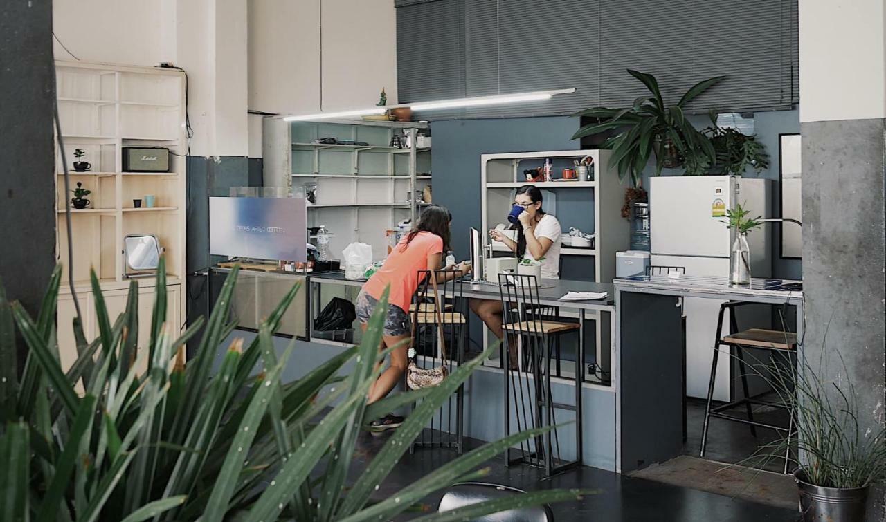 Soundsleep Hostel Chiang Rai Bagian luar foto