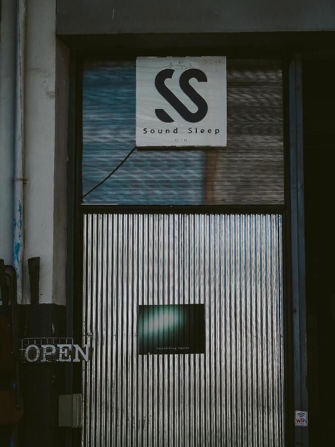 Soundsleep Hostel Chiang Rai Bagian luar foto